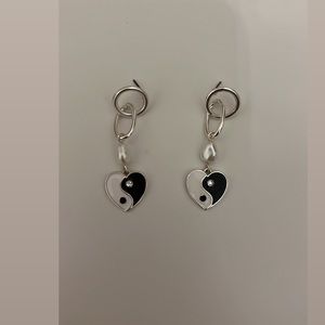 𝘺2𝘬 𝘦𝘢𝘳𝘳𝘪𝘯𝘨𝘴